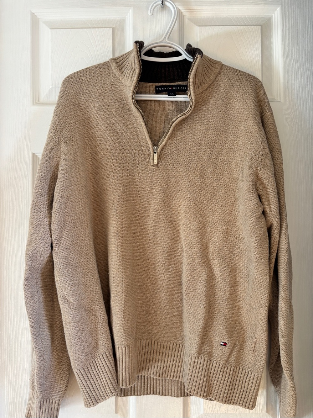 Tommy Hilfiger Men’s Zip‑Up Sweater in Beige Tan